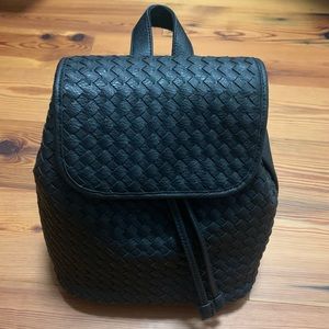 Kelly & Katie // black woven backpack